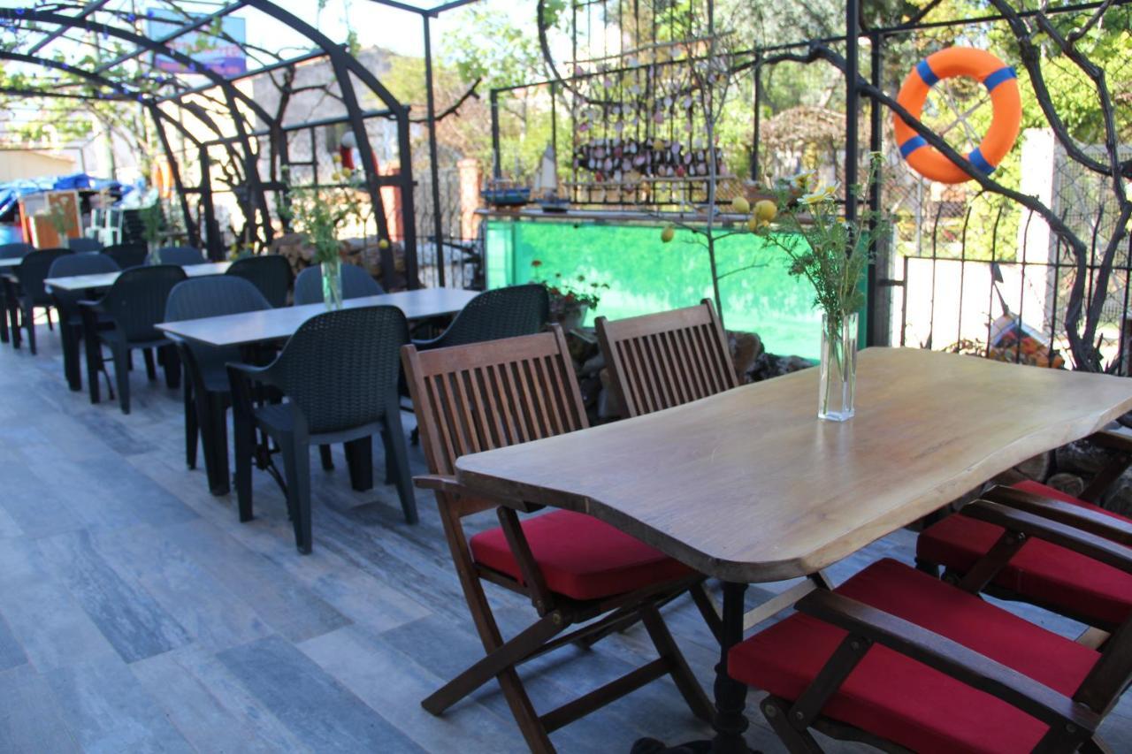 Balim Sultany Acomodação com café da manhã Çeşme Exterior foto